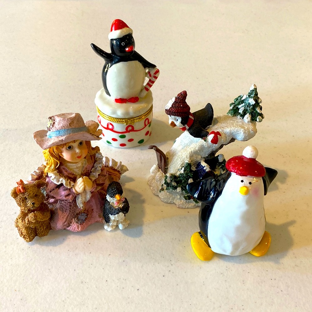 Set of 4 penguin statues/ trinkets including a Limoge box - plaster/ porcelain